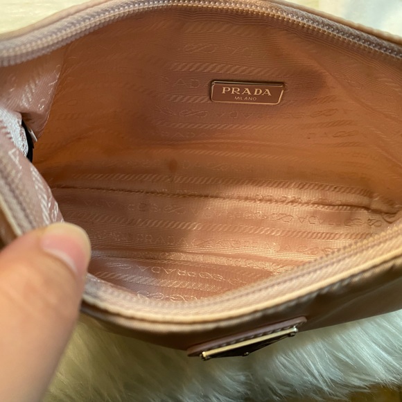 PRADA Re-Nylon Re-Edition 2000 mini bag- Pink - Picture 6 of 12